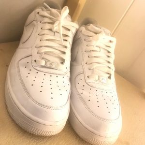 Air Force 1 low